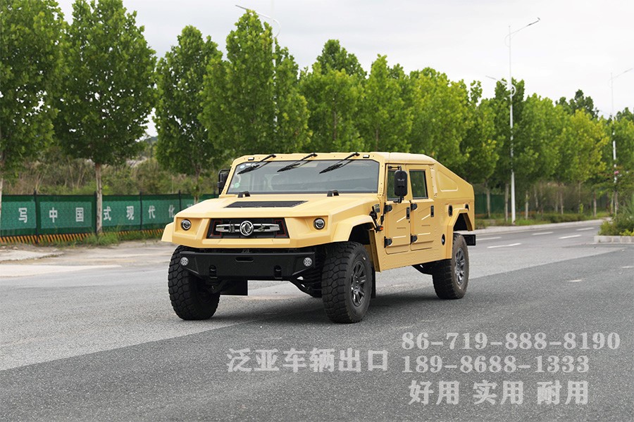 东风猛士逆行者M50沙漠黄越野专用车